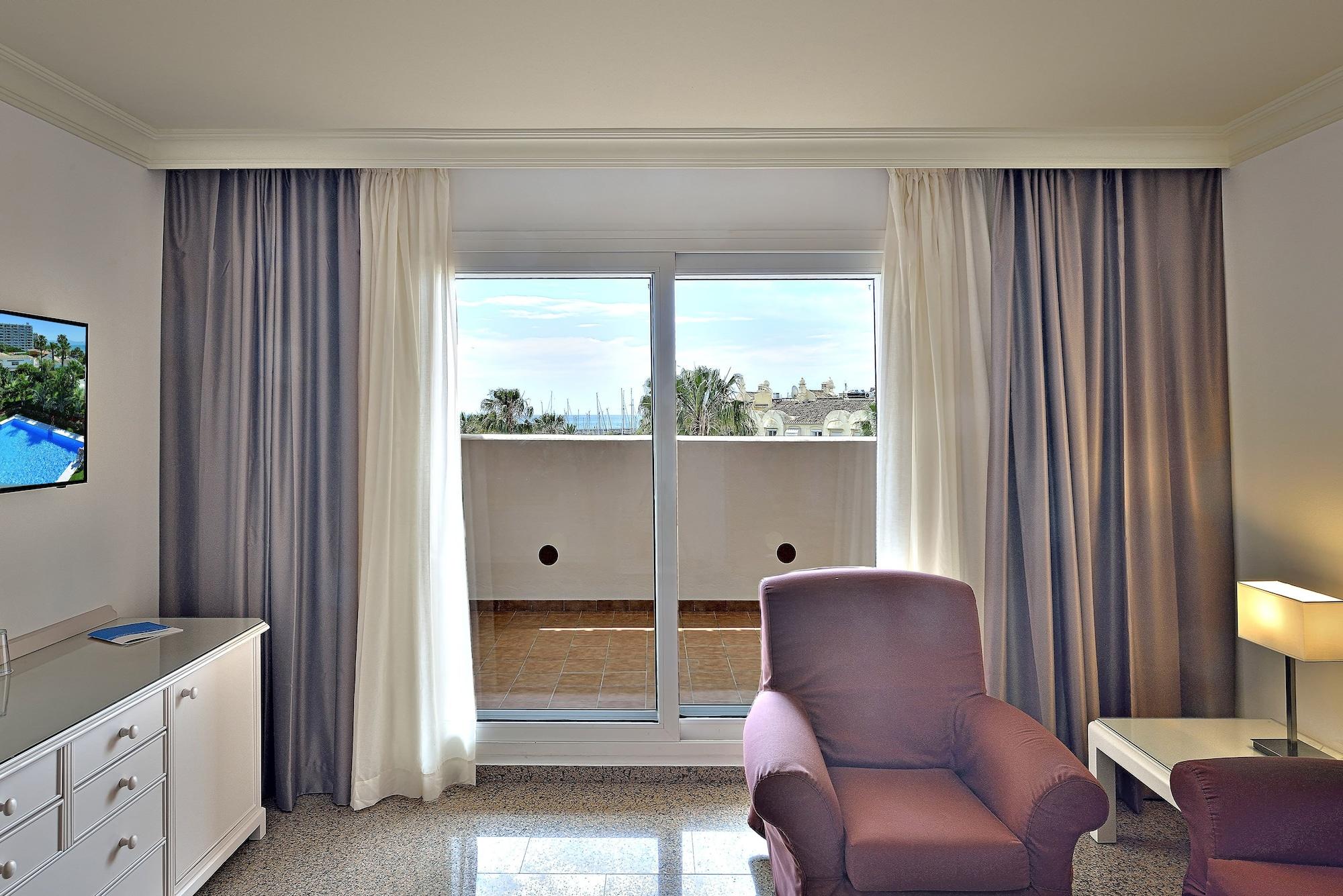Mac Puerto Marina Benalmadena Hotel Exterior photo