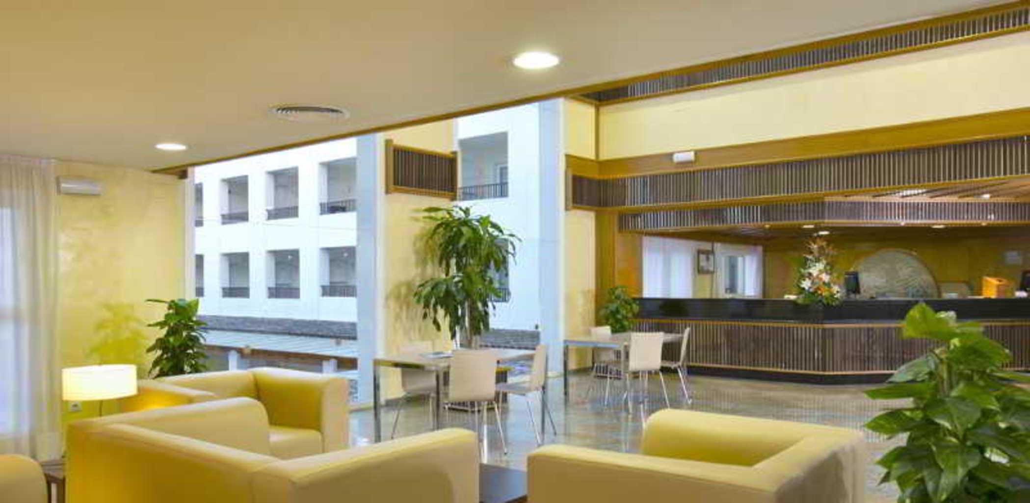 Mac Puerto Marina Benalmadena Hotel Exterior photo