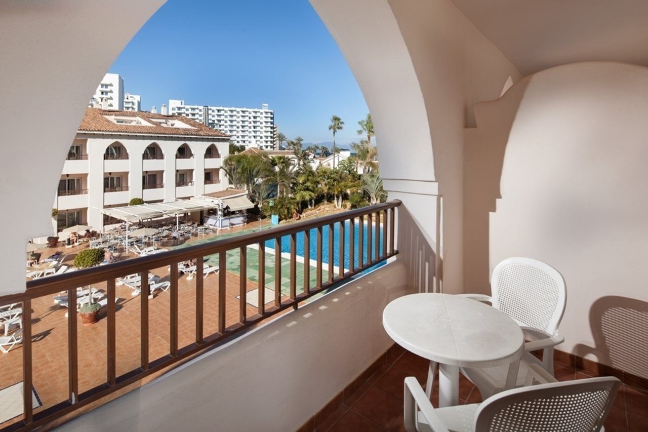 Mac Puerto Marina Benalmadena Hotel Exterior photo